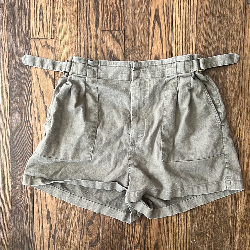 3/$15 Green hemp and cotton blend shorts